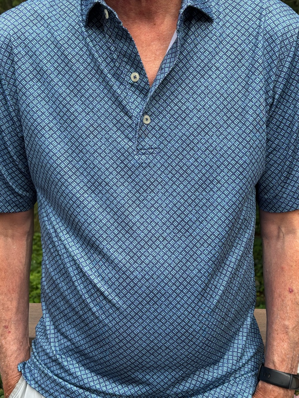 Johnnie-O Men's Blue Geometric Short-Sleeve Golf Shirt. Size S